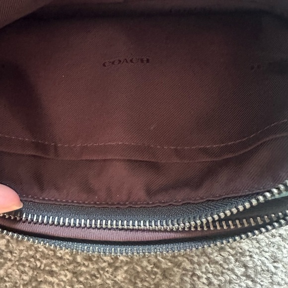 *RARE* Rexy and Carriage Rainbow Sadie Crossbody Bag with Rainbow Strap - Picture 3 of 14